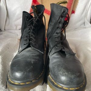 Dr. Martens Pascal work boots, size 11  in barely-used condition black leather.